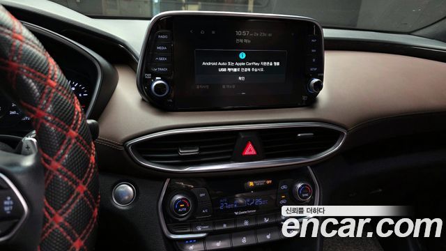 Hyundai Santafe 2019 — photo 14