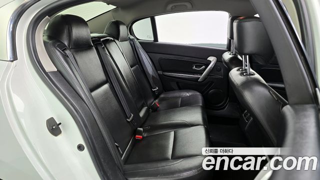 Renault Korea SM5  2013 — photo 12
