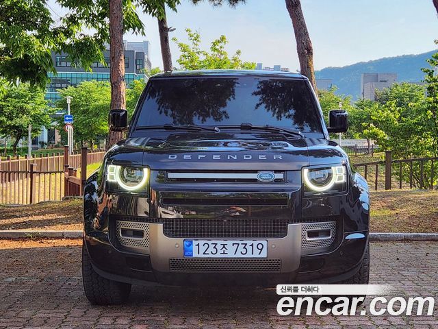 Land Rover Defender 2025 — photo 2