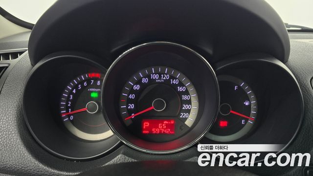 Kia Porte 2013 — photo 8