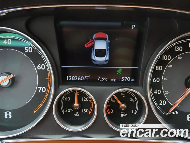 Bentley Continental 2014 — photo 9