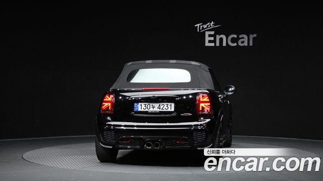 Mini Cooper Convertible 2019 — photo 4