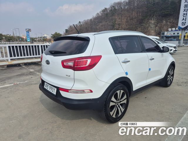 Kia Sportage 2012 — photo 4