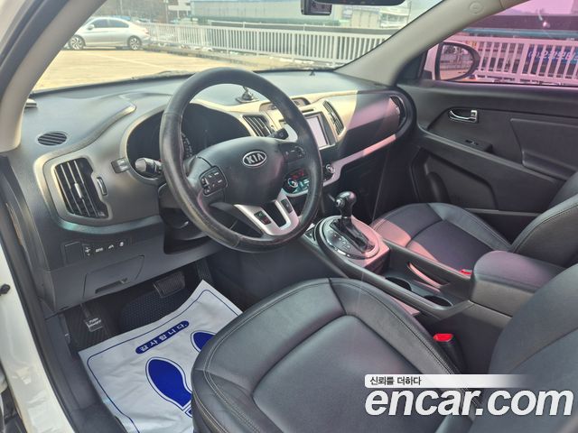 Kia Sportage 2012 — photo 10