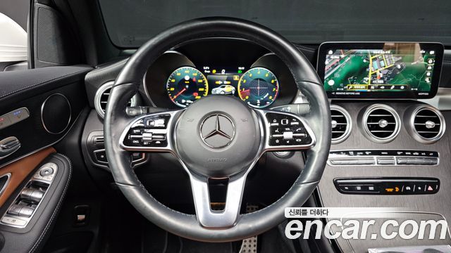 Mercedes-Benz GLC-Class 2023 — photo 13