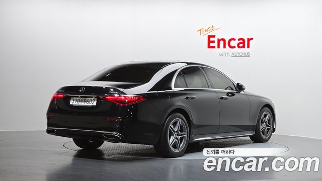 Mercedes-Benz S-Class 2022 — photo 2
