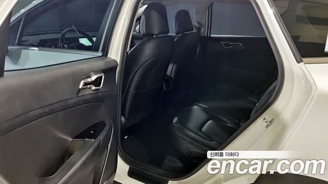 Kia Sportage 2022 — photo 7