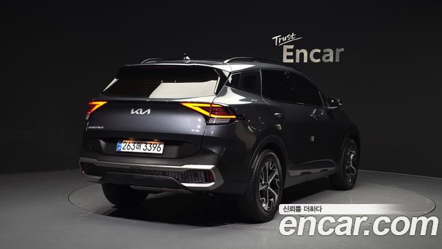 Kia Sportage 2022 — photo 2