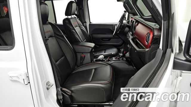 Jeep Wrangler 2022 — photo 11
