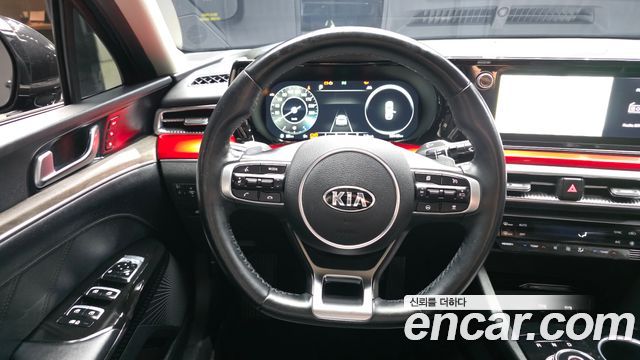 Kia K5 2021 — photo 13