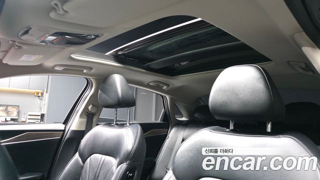 Kia K5 2021 — photo 18