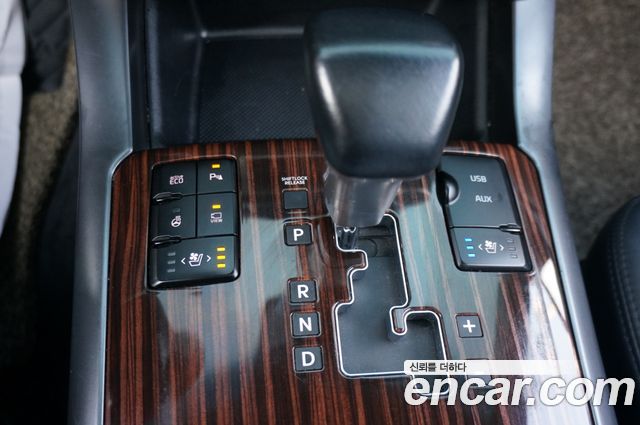 Kia Mohave 2018 — photo 14