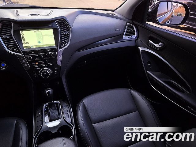 Hyundai Santafe 2016 — photo 8