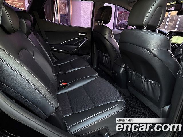 Hyundai Santafe 2016 — photo 11
