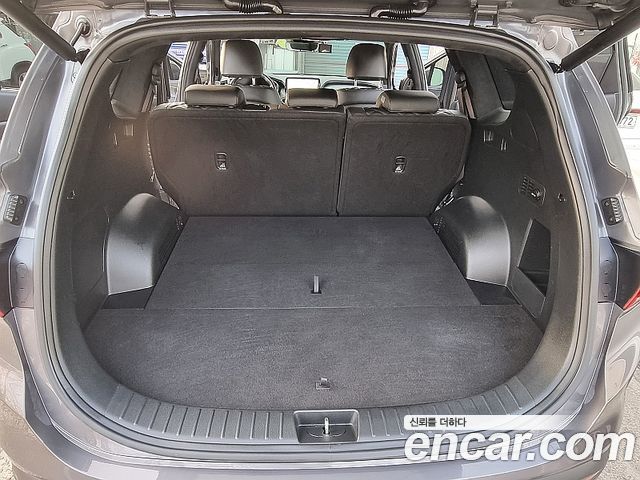 Hyundai Santafe 2021 — photo 18