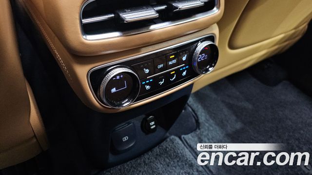 Genesis GV80 2020 — photo 17