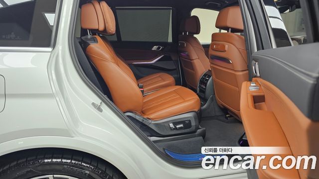BMW X7 2024 — photo 12