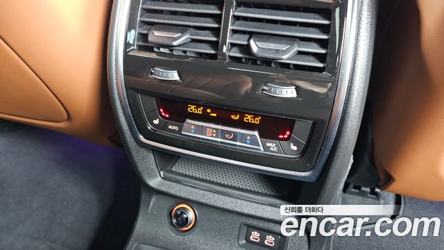 BMW X7 2024 — photo 18