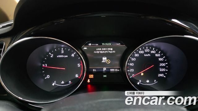 Kia Canival 2019 — photo 8