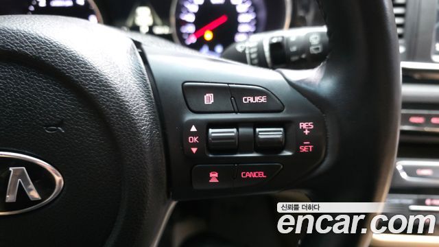 Kia Canival 2019 — photo 18