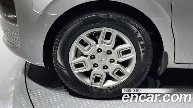 Hyundai Staria 2024 — photo 5