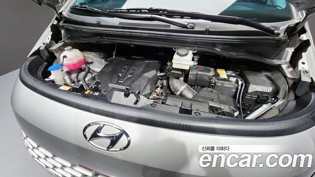 Hyundai Staria 2024 — photo 6