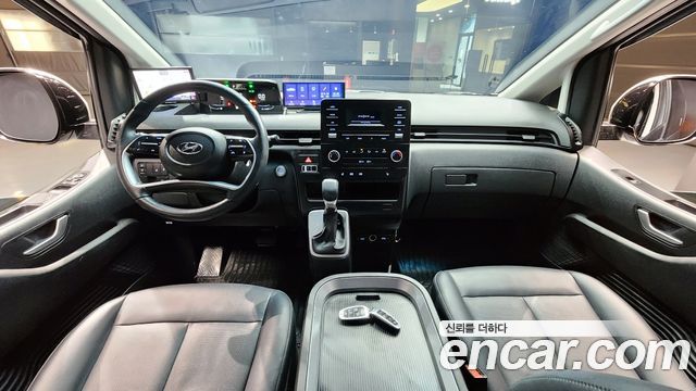 Hyundai Staria 2024 — photo 7