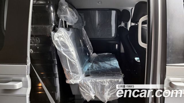 Hyundai Staria 2024 — photo 12
