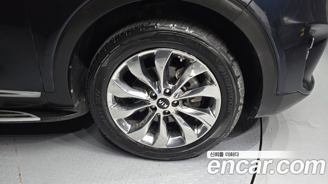 Kia Sorento 2018 — photo 5