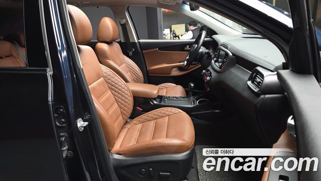 Kia Sorento 2018 — photo 11