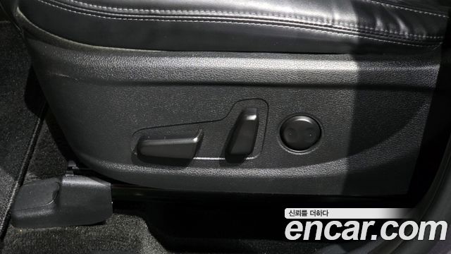 Hyundai Santafe 2021 — photo 17