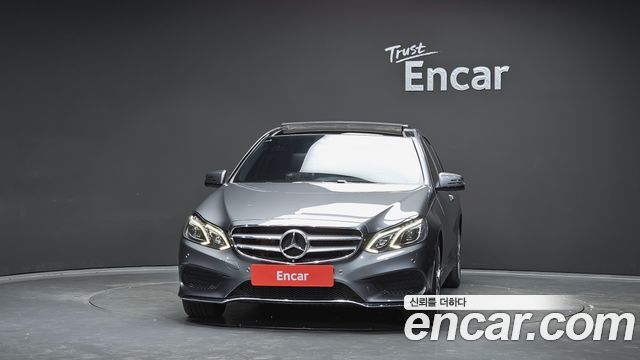 Mercedes-Benz E-Class 2016 — photo 3