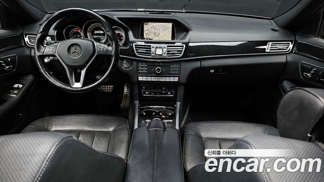 Mercedes-Benz E-Class 2016 — photo 7