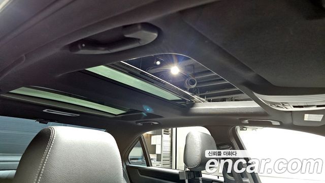 Mercedes-Benz E-Class 2016 — photo 18