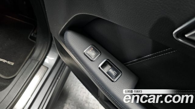 Mercedes-Benz E-Class 2016 — photo 19