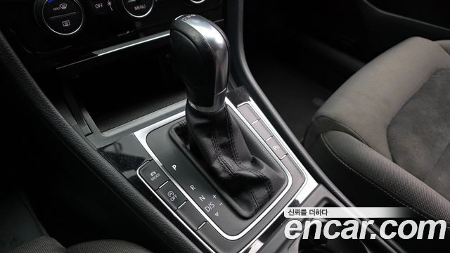 Volkswagen Golf 2016 — photo 9