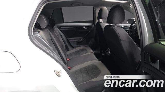 Volkswagen Golf 2016 — photo 12
