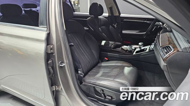 Genesis G90 2019 — photo 11