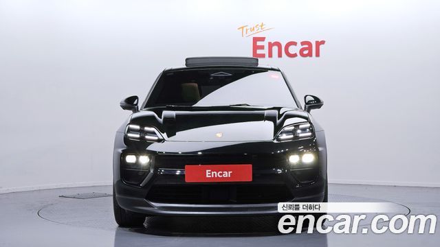 Porsche Macan 2025 — photo 3