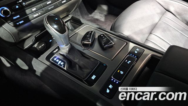 Hyundai Genesis 2015 — photo 9