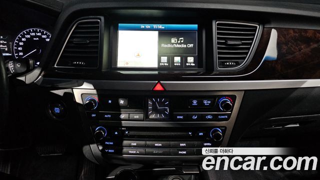 Hyundai Genesis 2015 — photo 12