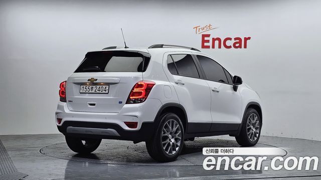 Chevrolet Korea Trax 2021 — photo 2