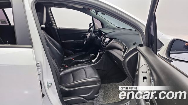 Chevrolet Korea Trax 2021 — photo 11