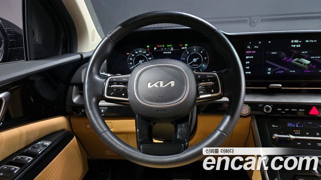 Kia Canival 2023 — photo 13