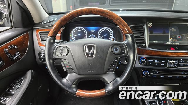 Hyundai Equus 2015 — photo 13