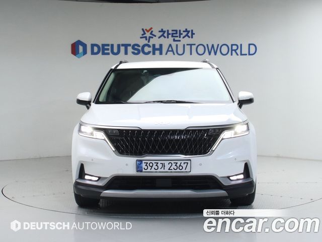 Kia Canival 2023 — photo 3