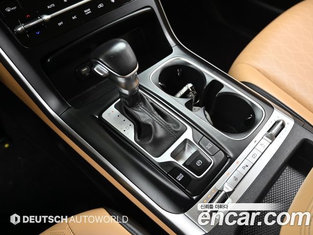 Kia Canival 2023 — photo 9