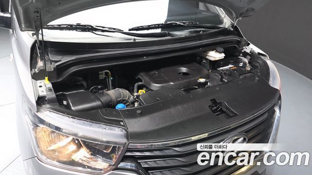 Hyundai Starex 2019 — photo 6