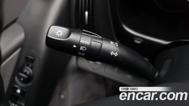 Hyundai Starex 2019 — photo 19