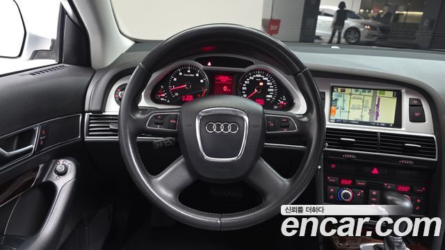 Audi A6 2010 — photo 13